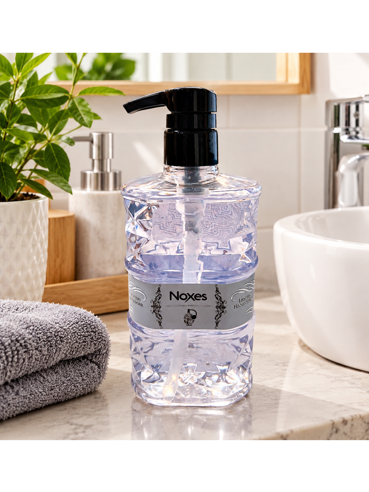 NOXES „ Mystic Sapphire“ skystasis rankų muilas 500 ml NOXES „ Mystic Sapphire“ skystasis rankų muilas 500 ml